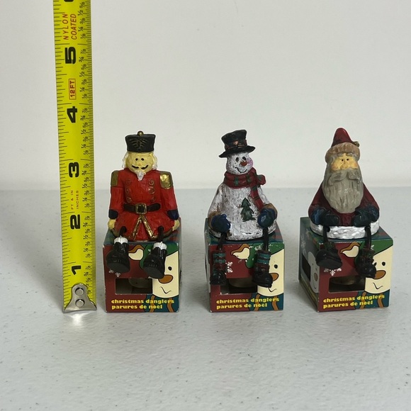 Lot of 3 Christmas Danglers Wine Bottle Topper Stoppers Cork Dangling Legs - Picture 4 of 6